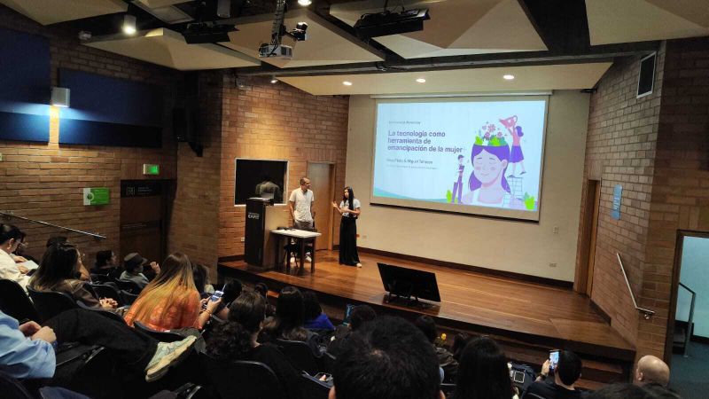 La tecnología como herramienta de emancipación de la mujer